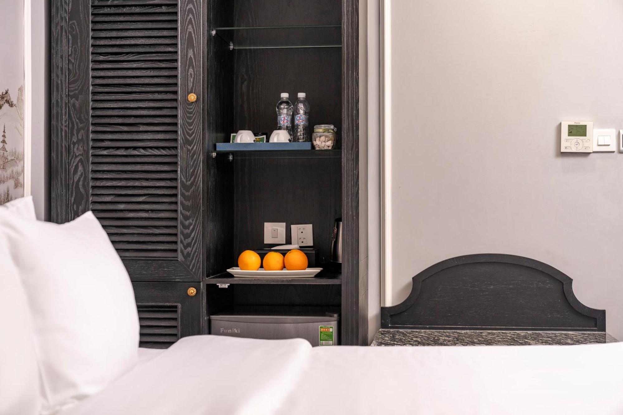 Amara Hanoi Hotel And Spa Экстерьер фото