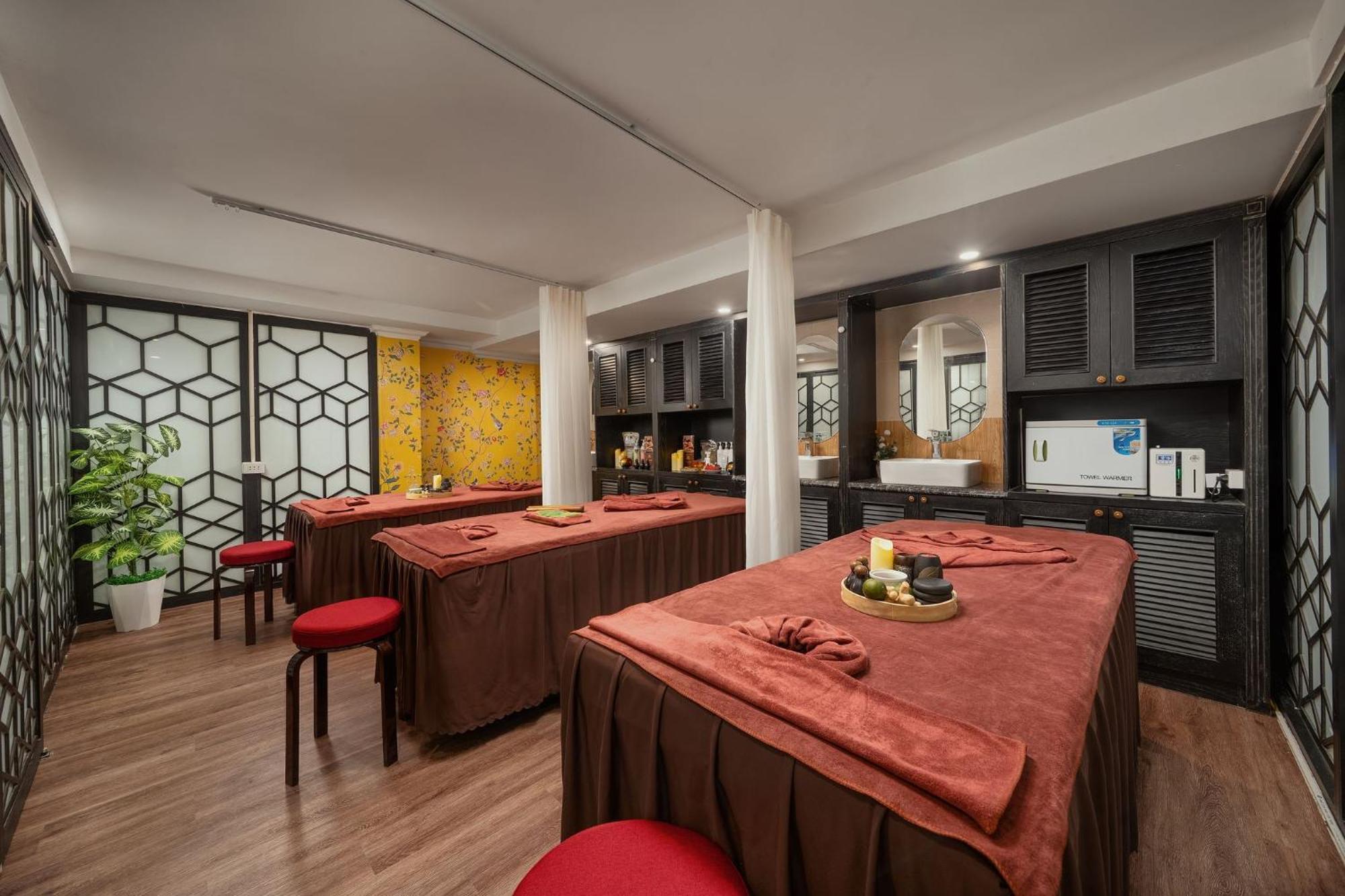 Amara Hanoi Hotel And Spa Экстерьер фото
