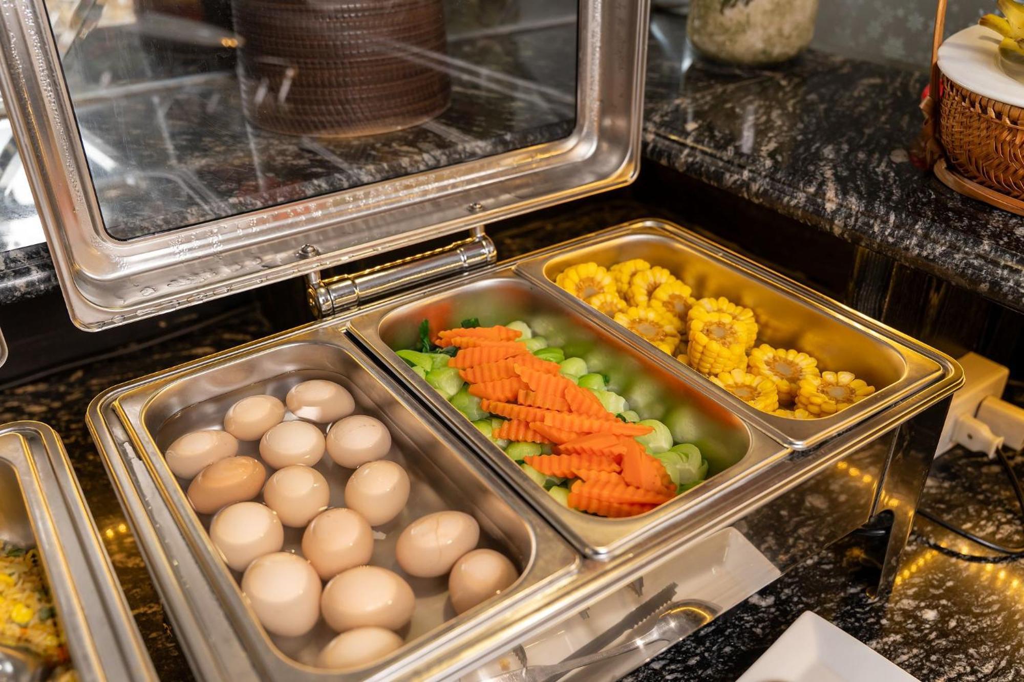 Amara Hanoi Hotel And Spa Экстерьер фото